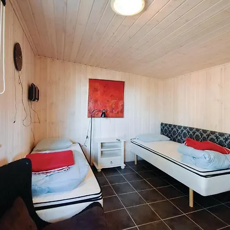 Three-bedroom Holiday In