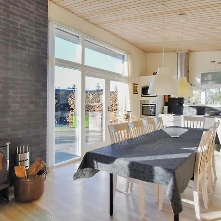 Three-bedroom Holiday In *